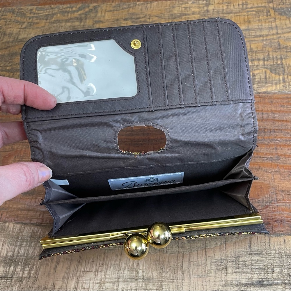 Braciano Gold Burgundy Tapestry Fabric Metallic Gold Accent Wallet - Picture 6 of 10